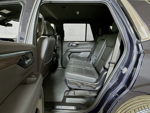 Used 2025 Chevrolet Tahoe LT RWD image 22