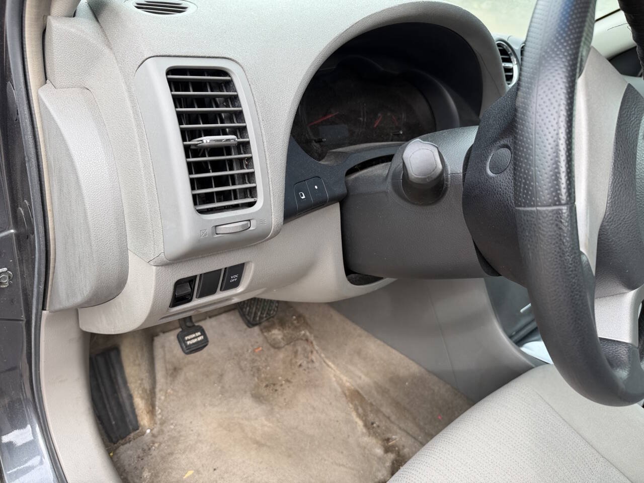 Used 2010 Nissan Altima 2.5 S FWD image 33