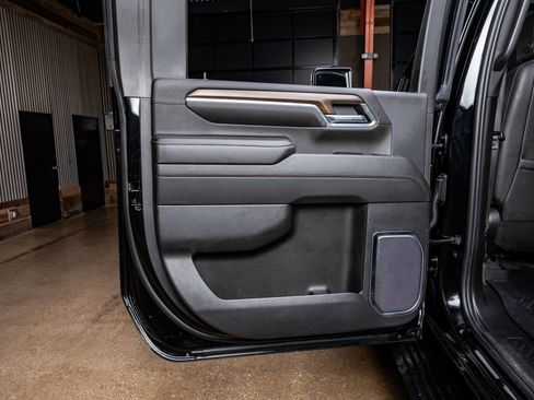 Used 2024 Chevrolet Silverado 2500 High Country w/ LPO, Dark Essentials Package image 38