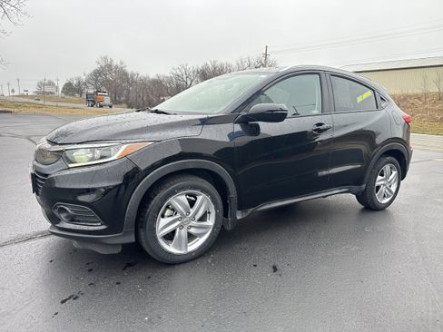 Used 2020 Honda HR-V EX image 2