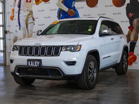 Used 2022 Jeep Grand Cherokee Limited image 22