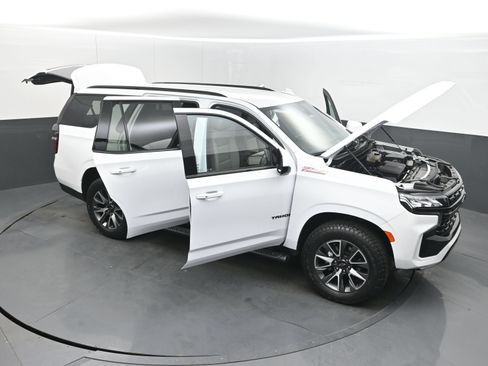 Used 2024 Chevrolet Tahoe Z71 AWD/4WD image 41