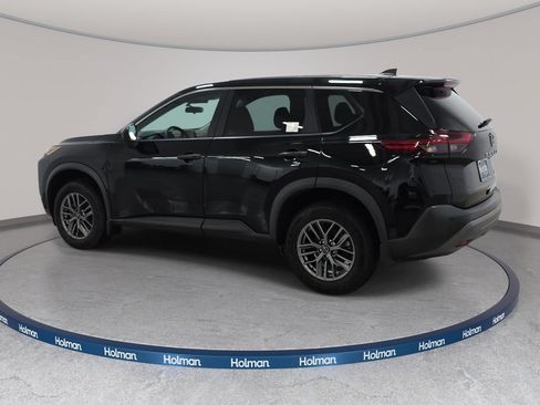 Used 2022 Nissan Rogue S AWD/4WD image 7