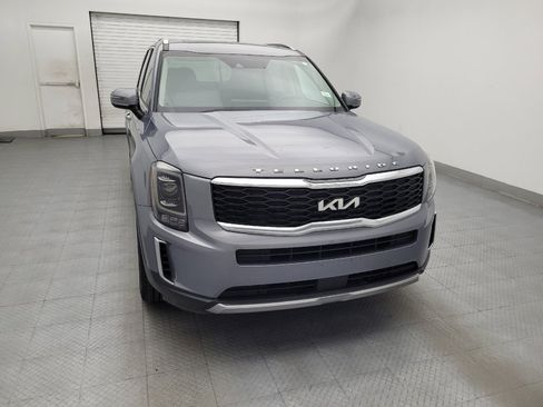 Used 2022 Kia Telluride S FWD image 14