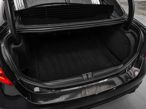 Used 2020 Alfa Romeo Giulia w/ Nero Edizione RWD image 45