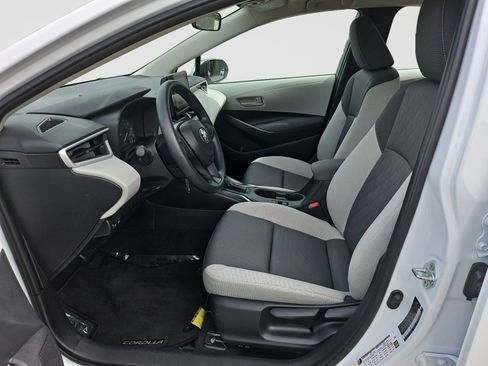 Used 2024 Toyota Corolla LE FWD image 16