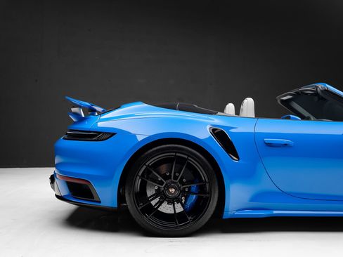 Used 2022 Porsche 911 Turbo S AWD/4WD image 40