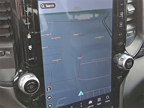 Used 2022 RAM 1500 Laramie image 8