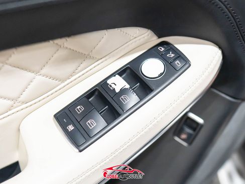 Used 2017 Mercedes-Benz GLS 550 4MATIC image 43