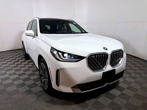 Used 2025 BMW X3 xDrive30 AWD/4WD image 2