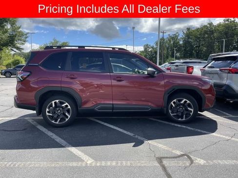 Used 2025 Subaru Forester Limited AWD/4WD image 9