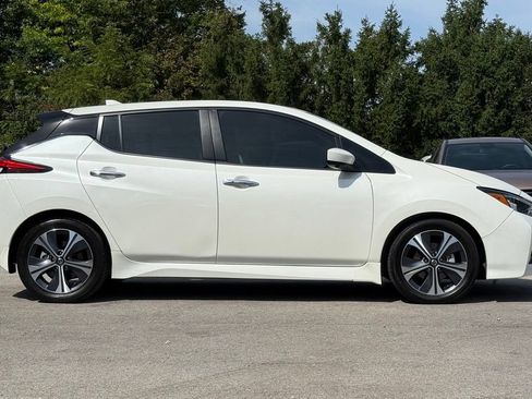 Used 2021 Nissan Leaf SV w/ SV Technology Package FWD image 6