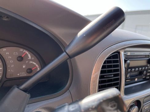 Used 2002 Toyota Sequoia Limited image 30