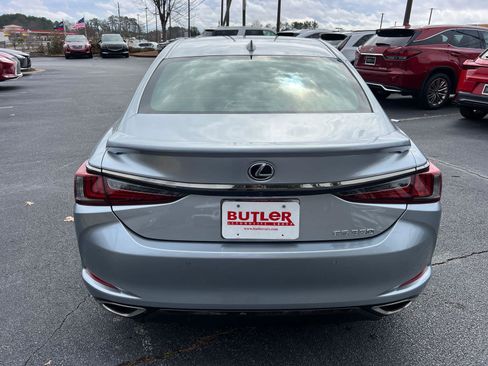 Certified 2022 Lexus ES 350 F Sport w/ Accessory Package image 7