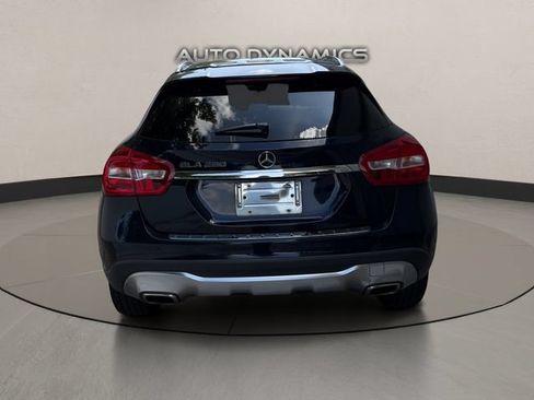 Used 2018 Mercedes-Benz GLA 250 image 4