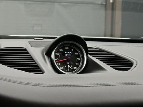 Used 2019 Porsche 911 Carrera image 12