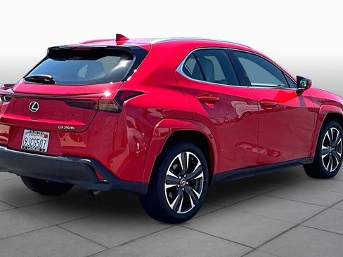 Used 2024 Lexus UX 250h FWD w/ Premium Package image 12