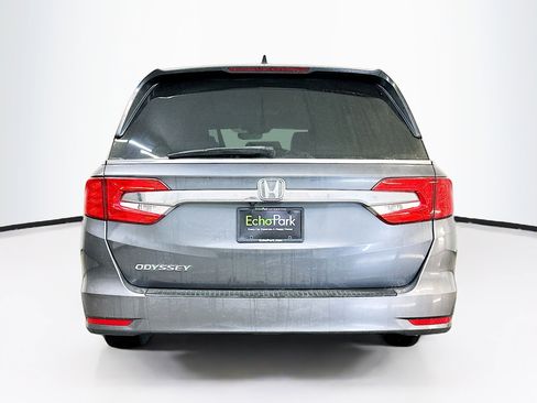 Used 2018 Honda Odyssey EX-L image 7