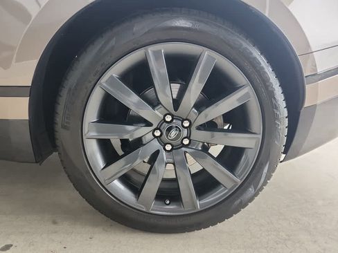 Used 2019 Land Rover Range Rover Velar R-Dynamic SE AWD/4WD image 10
