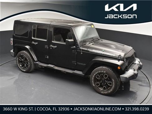 Used 2017 Jeep Wrangler Unlimited Sahara image 1