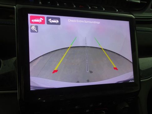 Used 2022 Jeep Grand Cherokee Trailhawk image 10