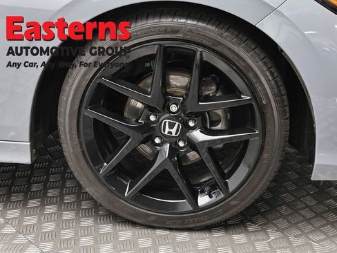 Used 2025 Honda Civic Sport image 30