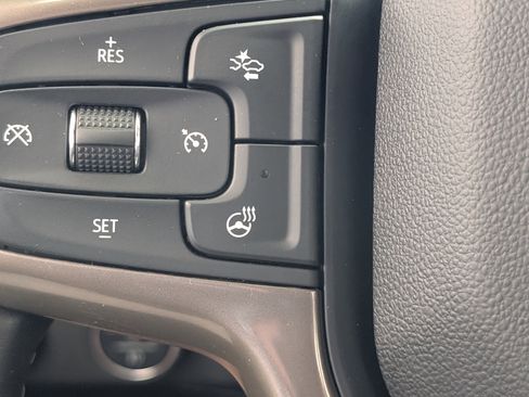 Used 2023 Chevrolet Silverado 1500 High Country w/ Technology Package RWD image 33