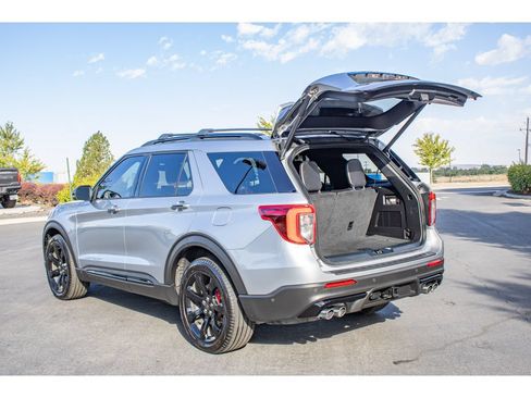 Used 2020 Ford Explorer ST w/ ST Street Pack AWD/4WD image 9