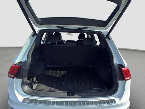 Used 2019 Volkswagen Tiguan SEL R-Line image 24