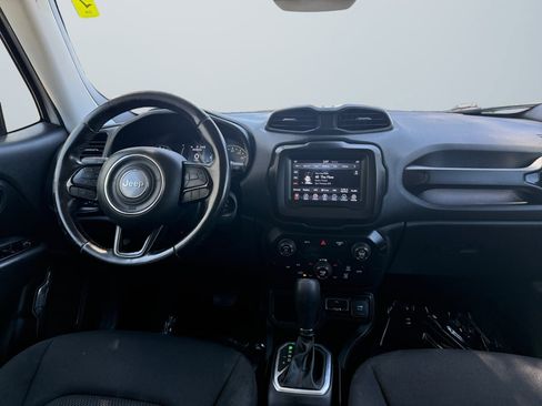 Used 2019 Jeep Renegade Altitude w/ Quick Order Package 2XM image 15