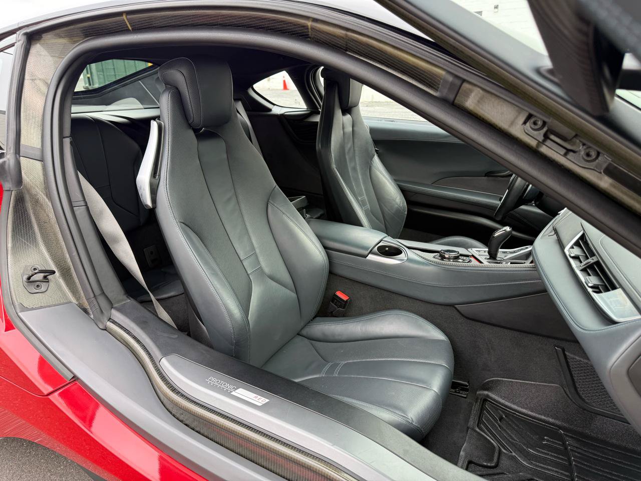 Used 2017 BMW i8 AWD/4WD image 2