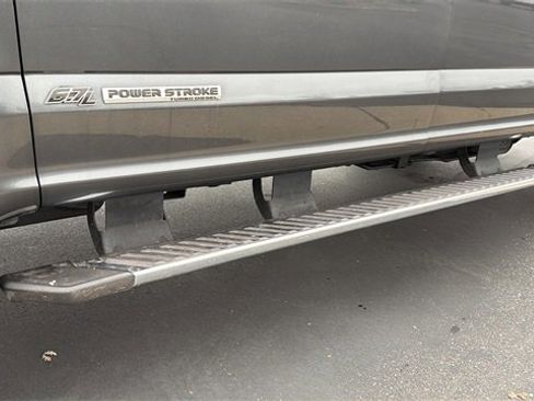 Used 2017 Ford F250 Lariat w/ Lariat Ultimate Package image 12