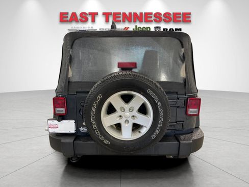 Used 2016 Jeep Wrangler Sport w/ Quick Order Package 24S AWD/4WD image 4