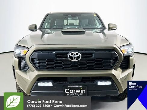 Used 2024 Toyota Tacoma TRD Sport image 2