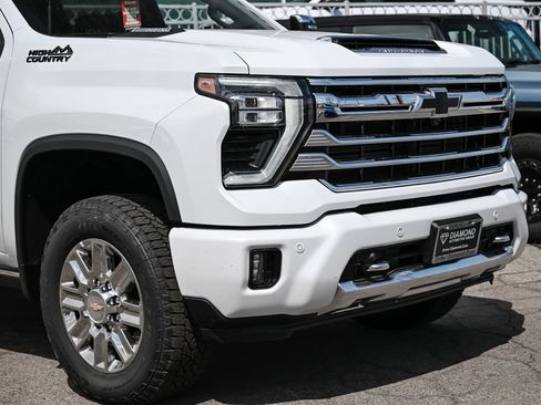 New 2026 Chevrolet Silverado 2500 High Country w/ Technology Package AWD/4WD image 10