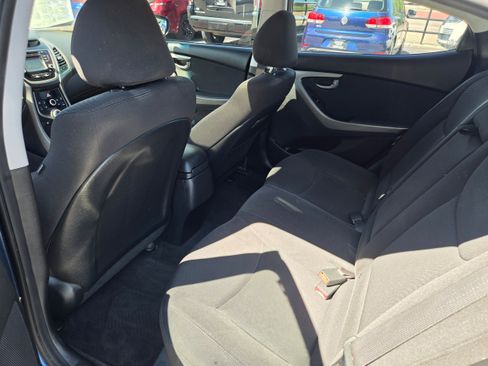 Used 2016 Hyundai Elantra Value Edition FWD image 9