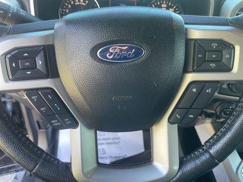 Used 2016 Ford F150 Lariat w/ Equipment Group 502A Luxury image 20