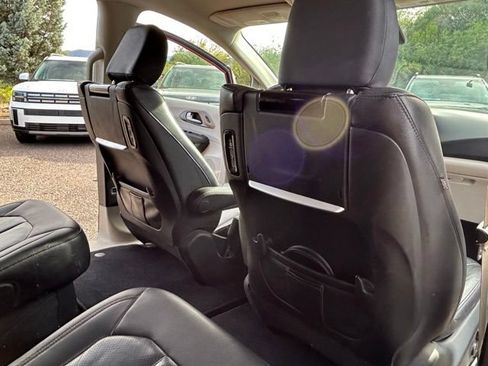 Used 2020 Chrysler Pacifica Touring-L Plus FWD image 16