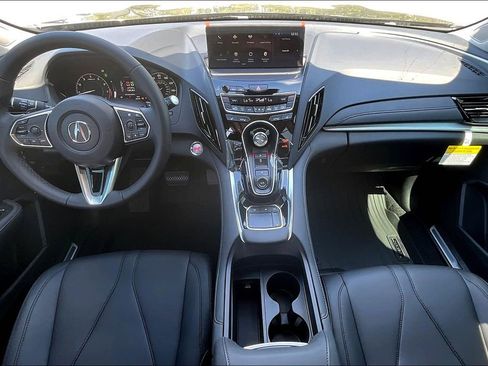 Used 2024 Acura RDX SH-AWD image 2