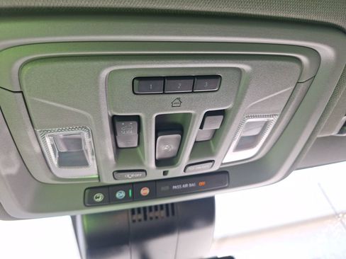 Used 2024 Chevrolet Silverado 1500 LTZ w/ Technology Package image 28