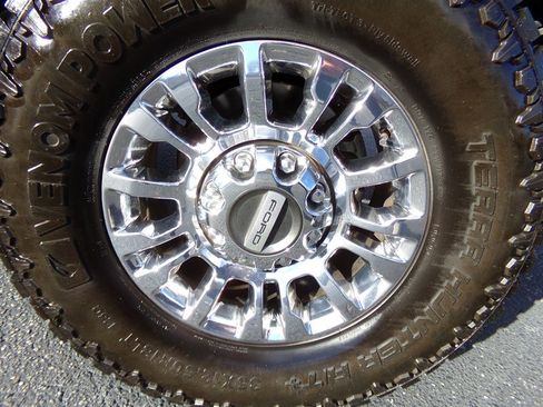 Used 2021 Ford F250 XLT w/ XLT Premium Package AWD/4WD image 26