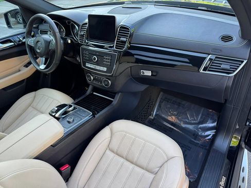 Used 2019 Mercedes-Benz GLS 450 4MATIC image 23