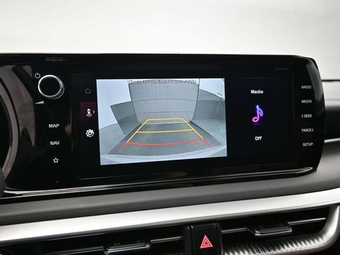 Used 2022 Kia K5 GT-Line w/ GT-Line Awd Premium Package image 16