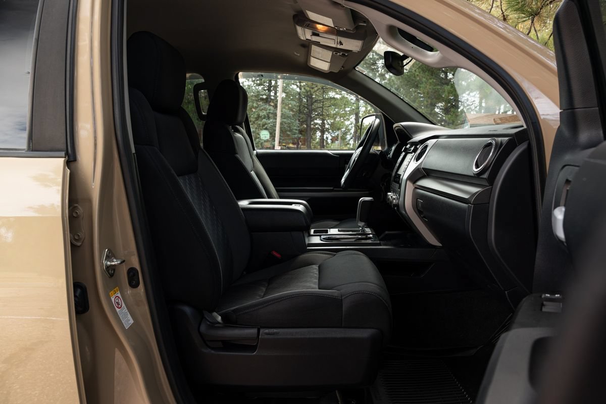 Used 2019 Toyota Tundra SR5 AWD/4WD image 33