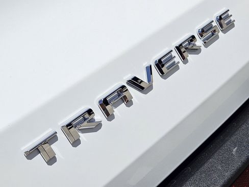 New 2026 Chevrolet Traverse LT FWD image 14