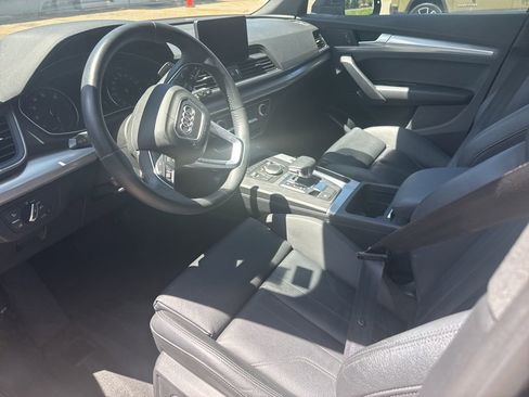 Used 2020 Audi Q5 2.0T Premium AWD/4WD image 11
