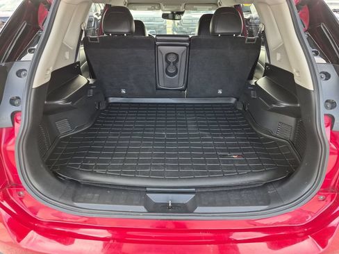 Used 2017 Nissan Rogue SL FWD image 39