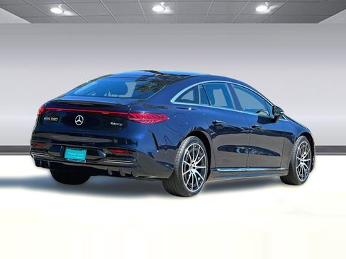 Used 2022 Mercedes-Benz EQS 580 4MATIC Sedan image 3