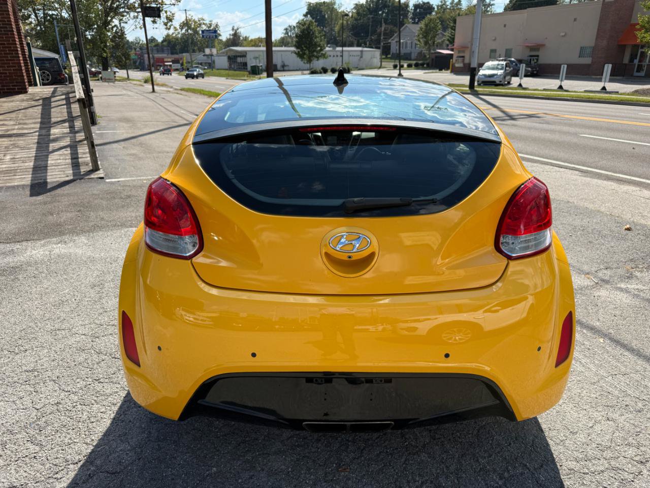 Used 2016 Hyundai Veloster w/ Option Group 03 FWD image 34
