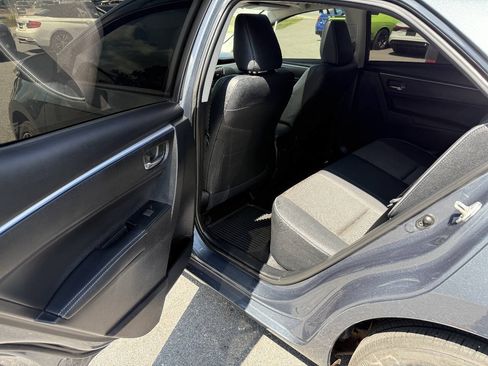 Used 2015 Toyota Corolla S FWD image 11